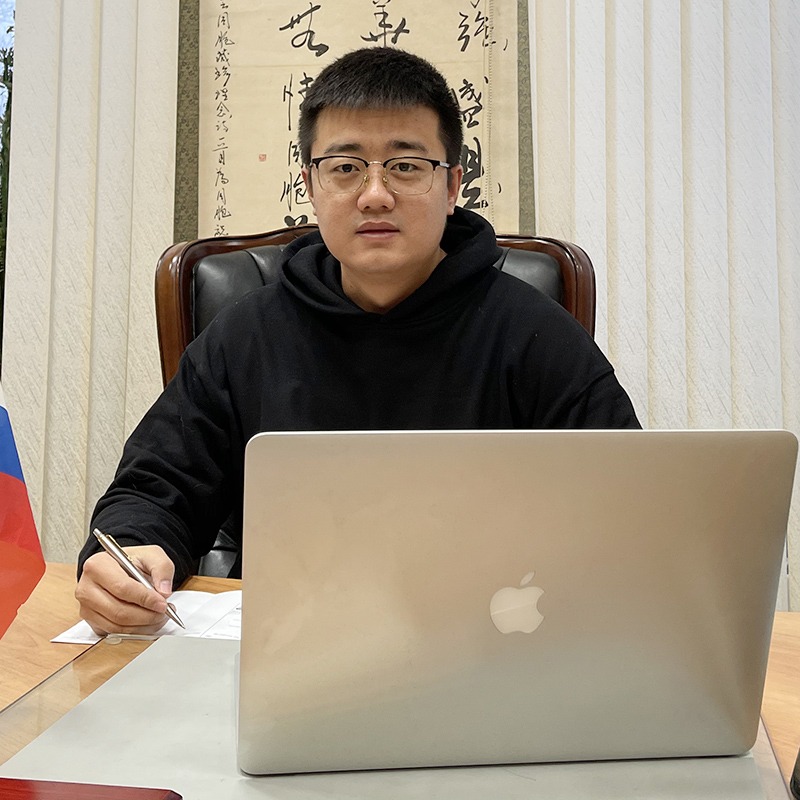 吴奇|中俄翻译官，向世界传递中国之声